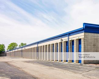 Photo 4 of iStorage - 1320 East Big Beaver Road, Troy, MI