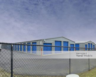 Photo 4 of Mini U Storage - 32455 Eight Mile Road, Livonia, MI