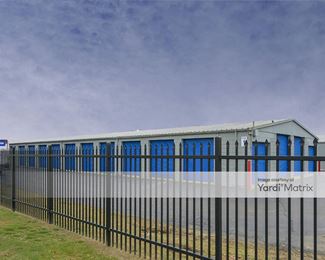 Photo 5 of Mini U Storage - 32455 Eight Mile Road, Livonia, MI