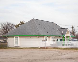 Photo 1 of Public Storage - 788 East Walton Blvd, Pontiac, MI