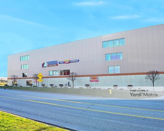 Photo 3 of National Storage Centers - 540 Old Telegraph Road, Pontiac, MI