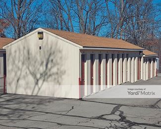 Photo 2 of Sherlock Mini Storage - 12417 Dixie Hwy, Holly, MI