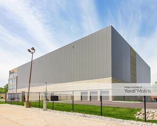 Photo 3 of 1-800-Self-Storage.com - 3846 Rochester Road, Troy, MI