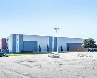Photo 3 of Public Storage - 2105 Avon Industrial Drive, Rochester Hills, MI