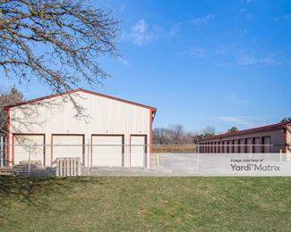 Photo 4 of Lock-It - 1664 Metamora Road, Oxford, MI