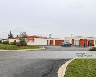 Photo 2 of Public Storage - 1315 Chicago Road, Troy, MI