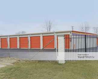 Photo 3 of Public Storage - 31505 Groesbeck Hwy, Fraser, MI