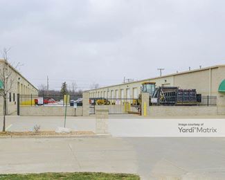 Photo 4 of Ingleside Maxi Storage - 37877 South Groesbeck, Clinton Township, MI