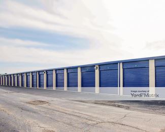 Photo 4 of iStorage - 20772 Hall Road, Clinton Township, MI