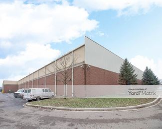 Photo 2 of iStorage - 28650 Grand River Avenue, Farmington Hills, MI