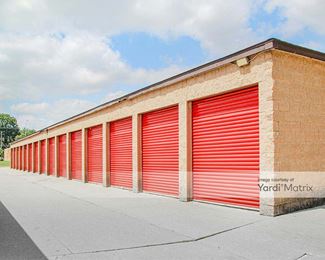 Photo 2 of ClearHome Self Storage - 28000 Mound Road, Warren, MI