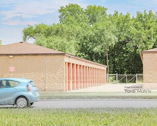 Photo 3 of ClearHome Self Storage - 28000 Mound Road, Warren, MI