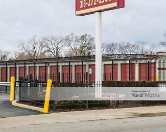 Photo 4 of Schaefer Lyndon Self Storage - 14541 Schaefer Hwy, Detroit, MI
