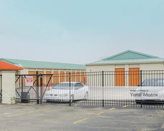 Photo 2 of Public Storage - 111 South Groesbeck Hwy, Mt Clemens, MI