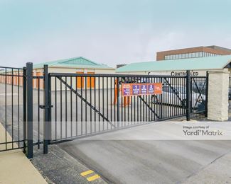 Photo 3 of Public Storage - 111 South Groesbeck Hwy, Mt Clemens, MI