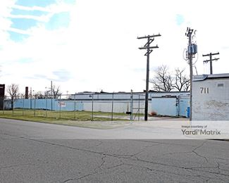 Photo 2 of Your Garage - 711 Helen Street, Detroit, MI