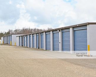 Photo 2 of Holly Greens Storage - 10475 Dixie Hwy, Davisburg, MI