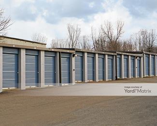 Photo 3 of Holly Greens Storage - 10475 Dixie Hwy, Davisburg, MI