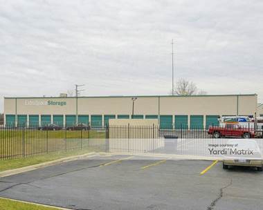 Storage Units for Rent available at 38875 Grand River Avenue, Farmington, MI 48335