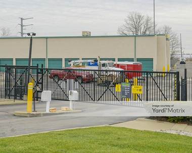 Storage Units for Rent available at 38875 Grand River Avenue, Farmington, MI 48335