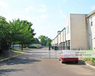 Photo 3 of 611 ByPass Self Storage - 961 North Easton Road, Doylestown, PA