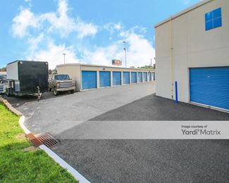 Photo 4 of Devon Self Storage - 7490 South Crescent Blvd, Pennsauken, NJ