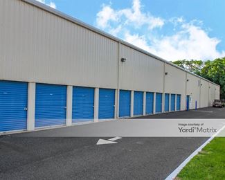 Photo 5 of Devon Self Storage - 7490 South Crescent Blvd, Pennsauken, NJ