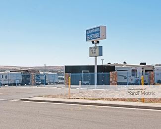 Photo 2 of Sunland Park Self Storage - 3820 Constitution Drive, El Paso, TX