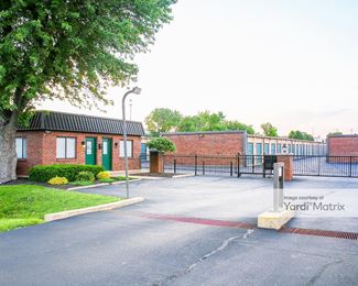 Photo 2 of Guardian West Self Storage - 2701 Lyons Road, Miamisburg, OH