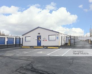 Photo 2 of iStorage - 7888 Wildcat Road, Huber Heights, OH