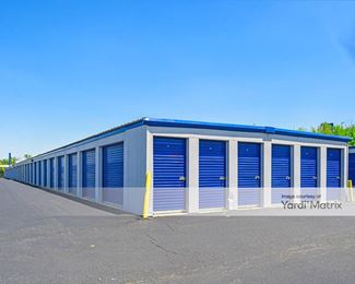 Photo 3 of iStorage - 7888 Wildcat Road, Huber Heights, OH