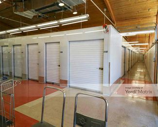 Photo 2 of Uptown Storage - 8531 Indian School NE, Albuquerque, NM