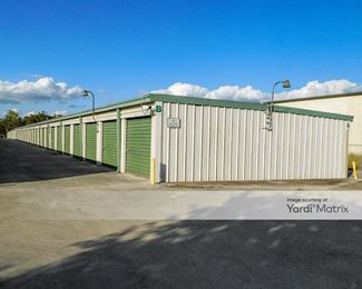 Photo 3 of Storage King USA - 430 East Interstate 10, Seguin, TX