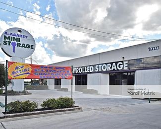 Photo 2 of Storage Hub - 1603 South WW White Road, San Antonio, TX