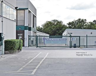 Photo 4 of Storage Hub - 1603 South WW White Road, San Antonio, TX