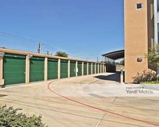 Photo 2 of Storage Hub - 8611 Potarnco Road, San Antonio, TX
