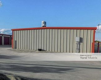 Photo 3 of Storage King USA - 122 Lettau Avenue, Seguin, TX