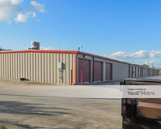 Photo 4 of Storage King USA - 122 Lettau Avenue, Seguin, TX