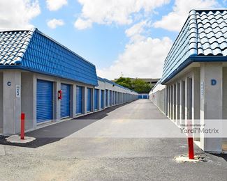 Photo 3 of Your Storage Place - 8029 Fredericksburg Road, San Antonio, TX