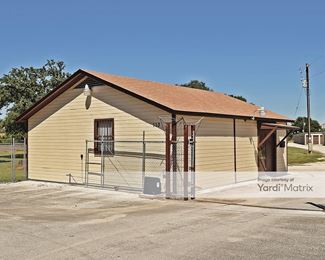 Photo 2 of CubeSmart Self Storage - 113 Krueger Road, Seguin, TX