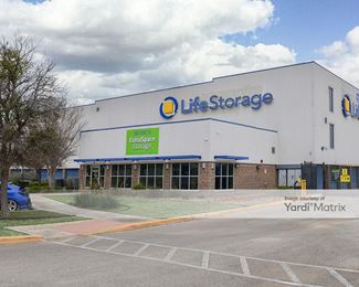 Photo 1 of Extra Space Storage - 16939 Nacogdoches Road, San Antonio, TX