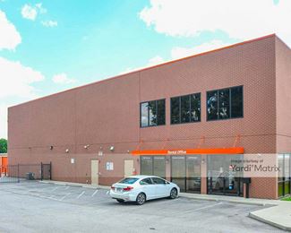 Photo 3 of Public Storage - 7860 Smoky Row Road, Powell, OH