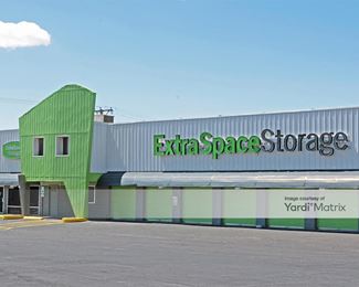 Photo 2 of Extra Space Storage - 5405 South Desert Blvd, El Paso, TX