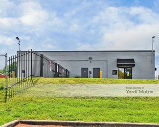 Photo 3 of Prestige Storage - 1976 Woodman Center Drive, Kettering, OH
