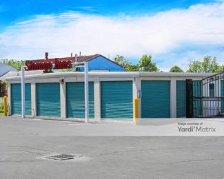 Photo 2 of Storage Inns of America - 2121 Troy Street, Dayton, OH