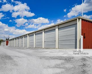 Photo 3 of Piqua Store -n Lock - 450 West Garbry Road, Piqua, OH