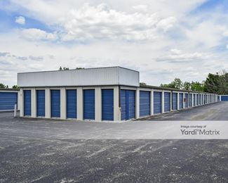 Photo 2 of Storage Inns of America - 6304 Brandt Pike, Huber Heights, OH