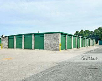 Photo 2 of Public Storage - 4709 SE 102nd Place, Belleview, FL