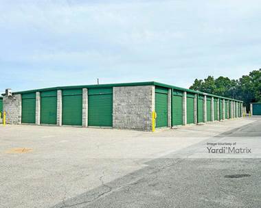 Storage Units for Rent available at 4709 SE 102nd Place, Belleview, FL 34420