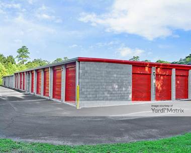 Storage Units for Rent available at 3690 SE Lake Weir Avenue, Ocala, FL 34471